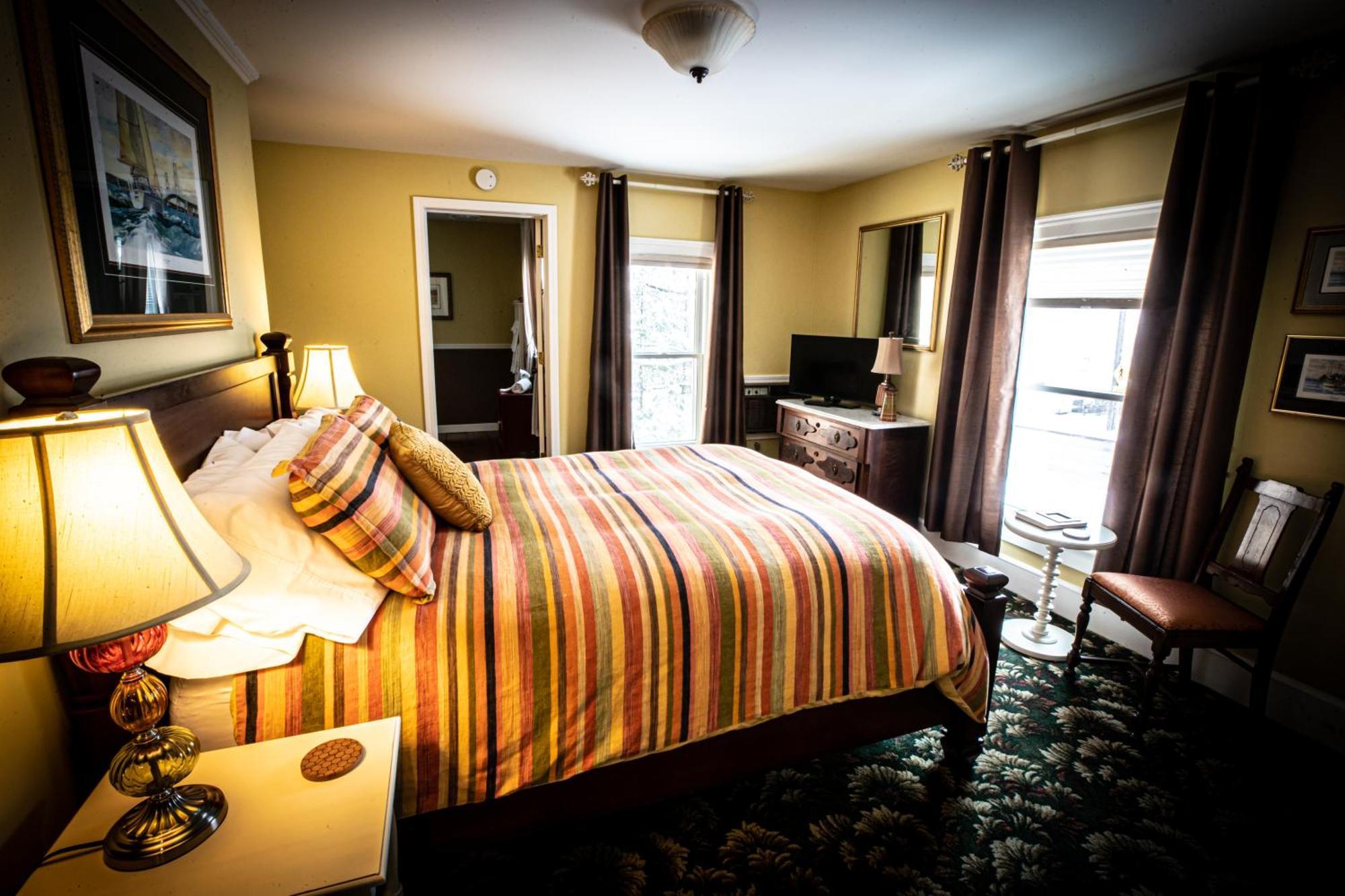 Twin Oaks Inn Saugatuck Eksteriør billede