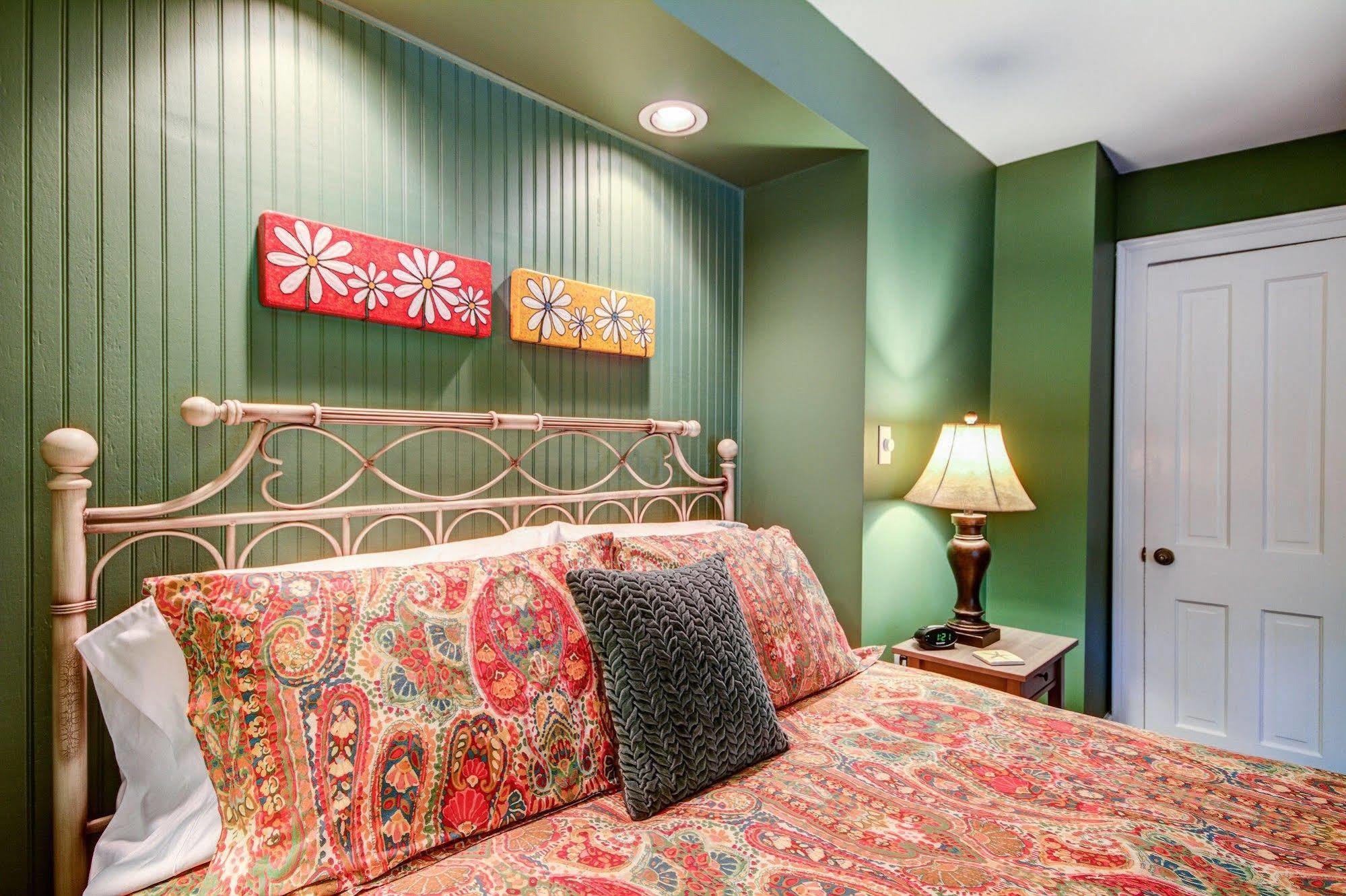 Twin Oaks Inn Saugatuck Eksteriør billede